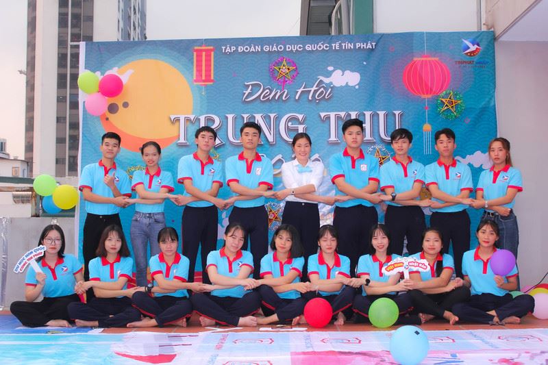 Học sinh Tín Phát vui Tết Trung thu 2020