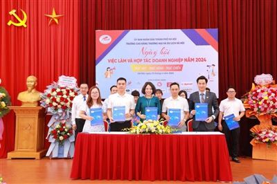 Tinphat Group xúc tiến ký kết hợp cùng Cao đẳng Thương mại & Du lịch Hà Nội