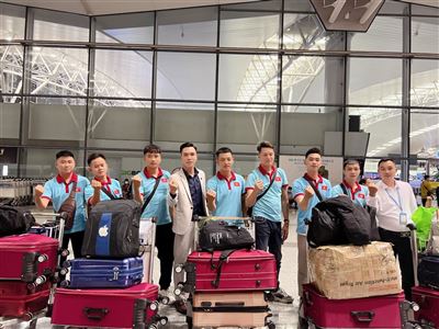 Nhật ký phi trường: Tạm biệt đoàn thực tập sinh Nhật Bản